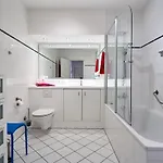 Sun Balcony Friedrichstadt شقة فندقية 3*
